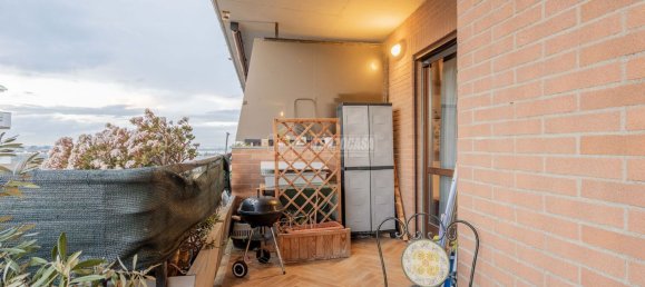 2-salle Appartement à Fiumicino, Italy No. 46734 12