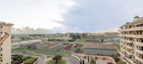 2-salle Appartement à Fiumicino, Italy No. 46734 27