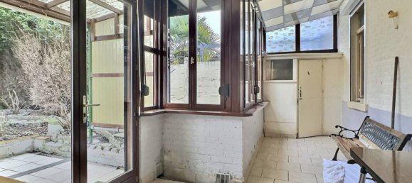 2 bedrooms House in Wattrelos, France No. 157753 5