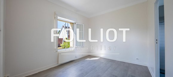 Дом с 4 спальнями в Манш, Франция № 297259 6