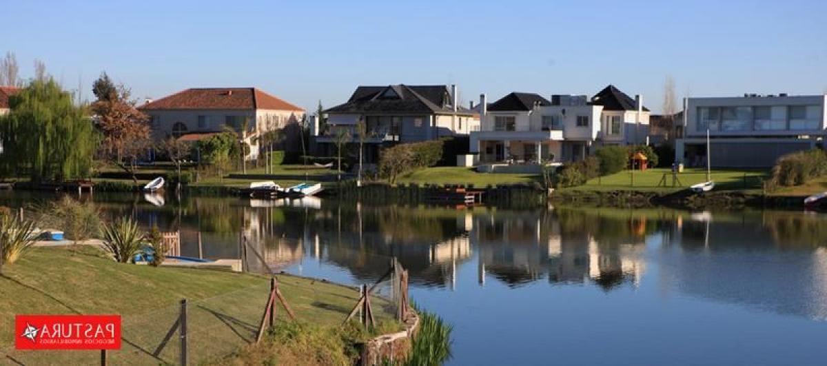 Terreno em Escobar, Argentina N.º 117870