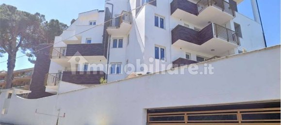 3 Schlafzimmer Wohnung in Chieti, Italy, Nr. 265216 8