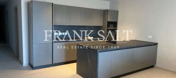 3 bedrooms Apartment in Sliema, Malta No. 8420 2