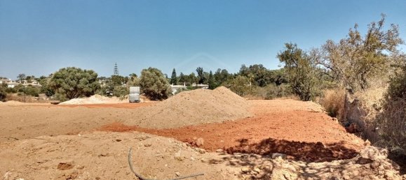 8527m² Land in Alvor, Portugal No. 136443 5