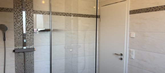 6 rooms House in Bochum, Germany No. 63758 9