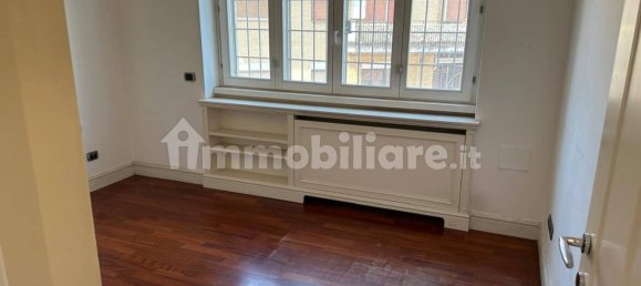 2 bedrooms Apartment in Rome, Italy No. 313448 18