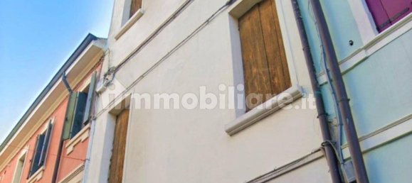 204m² Office in Rovigo, Italy No. 357154 4