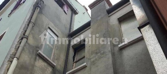 204m² Office in Rovigo, Italy No. 357154 6