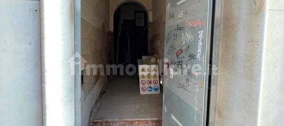 204m² Office in Rovigo, Italy No. 357154 10