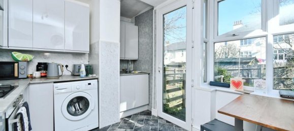 2 bedrooms Apartment in Brighton and Hove, United Kingdom No. 10847 2