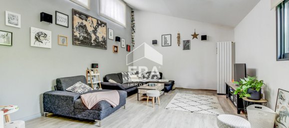 3 bedrooms House in Castelginest, France No. 196992 2