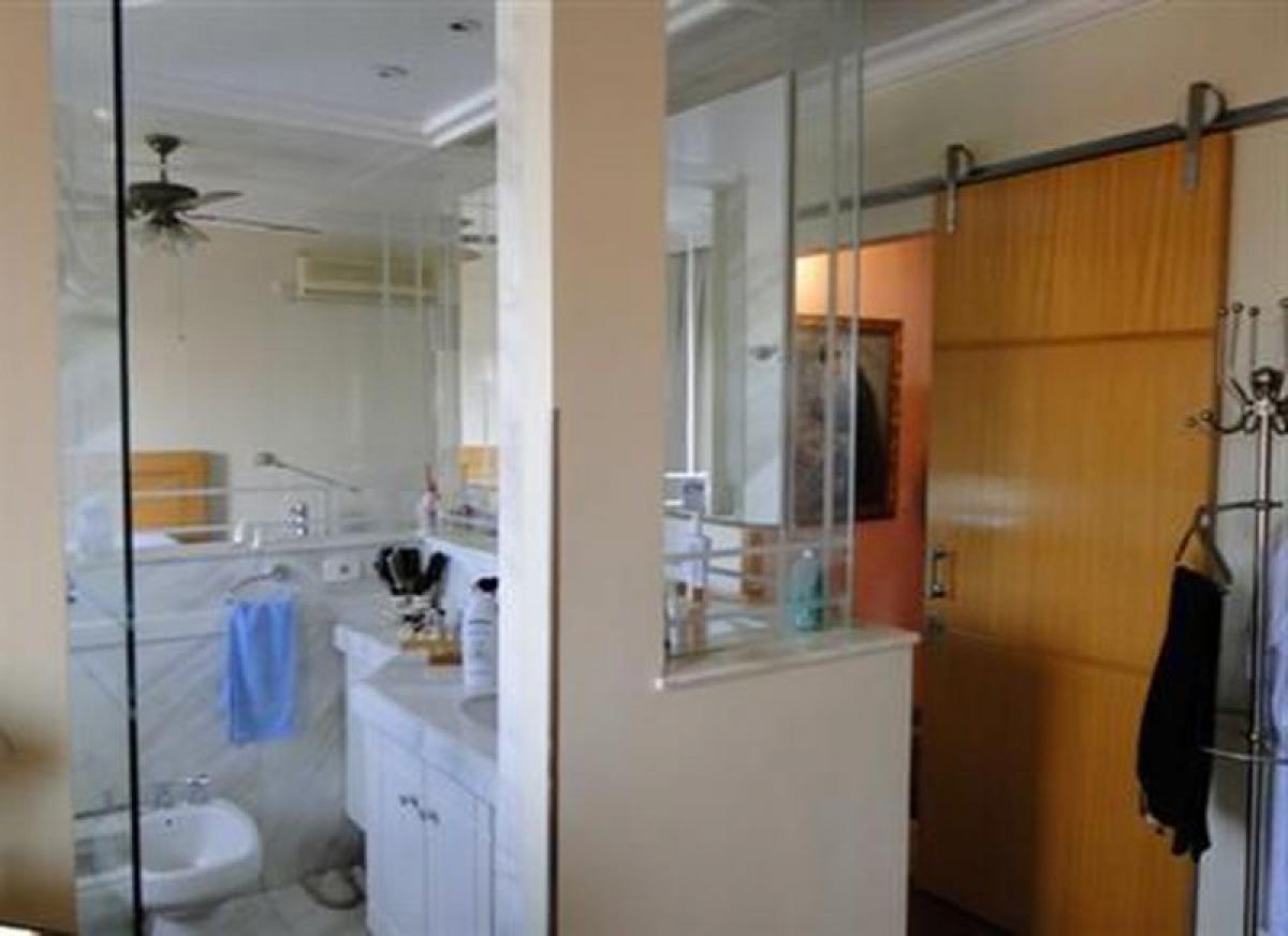 2 bedrooms House in Sao Paulo, Brazil No. 537337