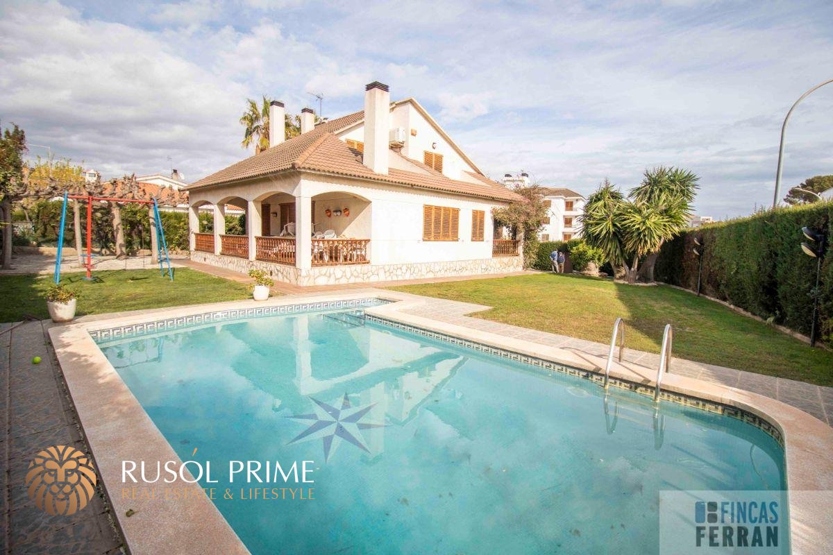 Casa de 7 dormitorios en Coma-Ruga, Spain No. 340