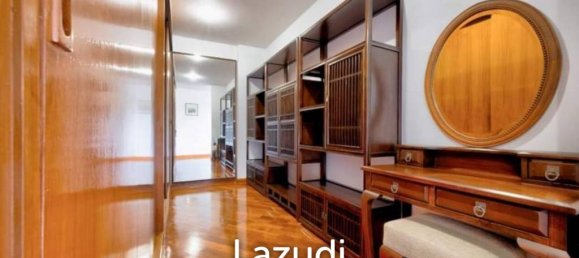 5 bedrooms Villa in Pattaya, Thailand No. 14949 8