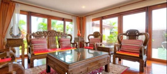 5 bedrooms Villa in Pattaya, Thailand No. 14949 3