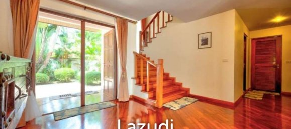 5 bedrooms Villa in Pattaya, Thailand No. 14949 5