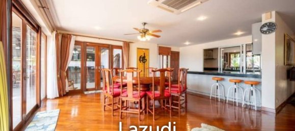 5 bedrooms Villa in Pattaya, Thailand No. 14949 4