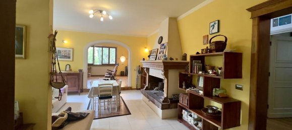 8 rooms Villa in Chiusi, Italy No. 53478 9