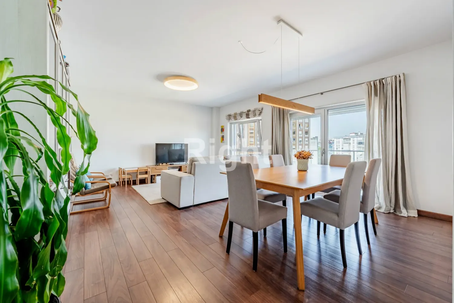 2 bedrooms Apartment in Lisbon, Portugal No. 224765