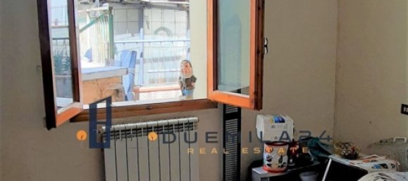 5 rooms Apartment in Vaiano, Italy No. 70565 13