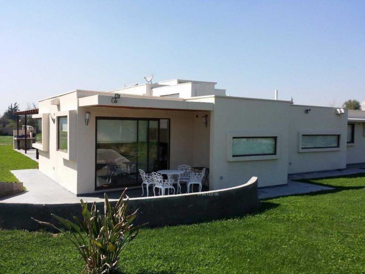 4 bedrooms House in Chacabuco, Chile No. 5528