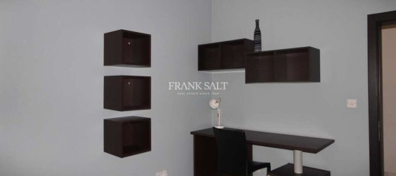 3 غرف نوم شقة في Victoria, Malta رقم 5904 25