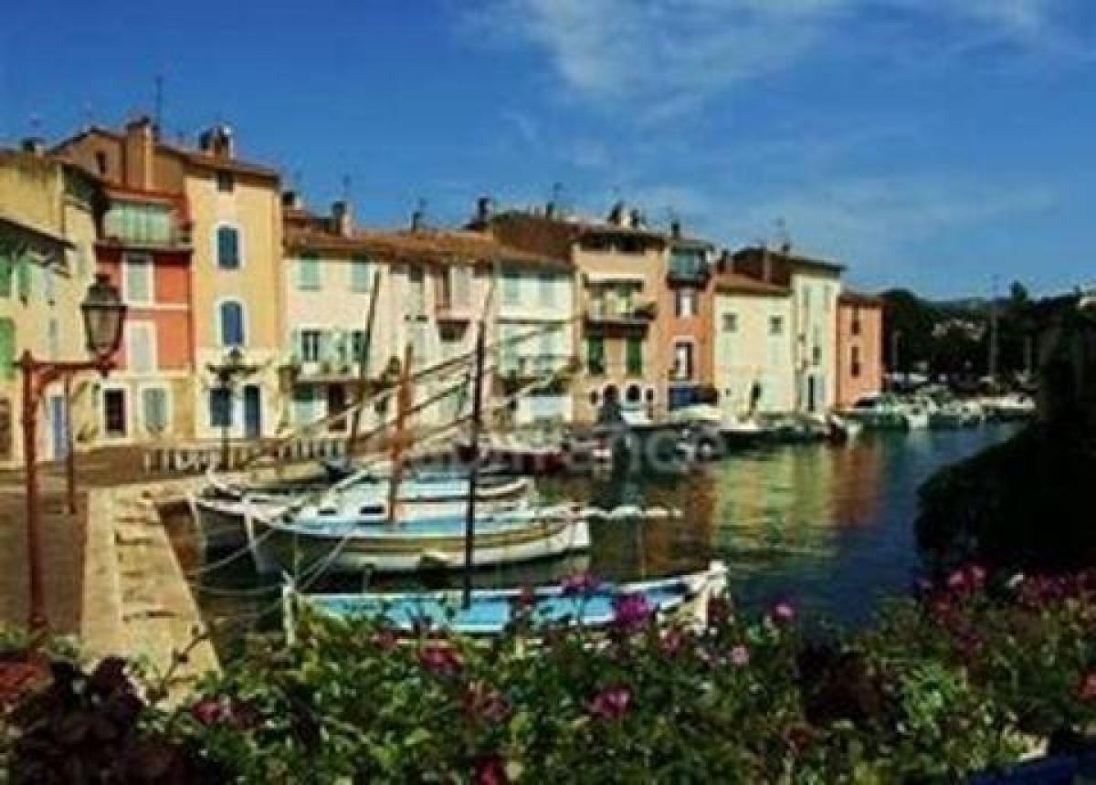 شقة 3 غرف نوم  في Martigues, France رقم 11791