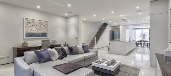 5 bedrooms House in London, United Kingdom No. 13013 30