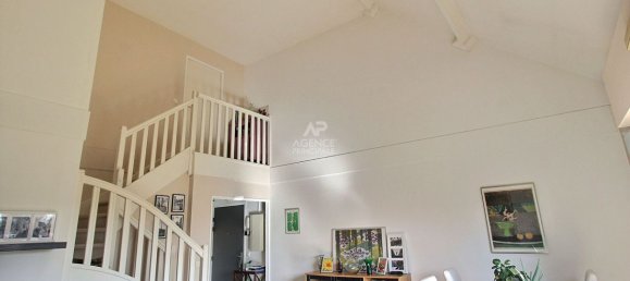 2 bedrooms Duplex in Verneuil-sur-Seine, France No. 131915 3