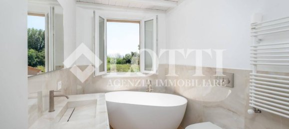 3 bedrooms House in Cascina, Italy No. 269077 31