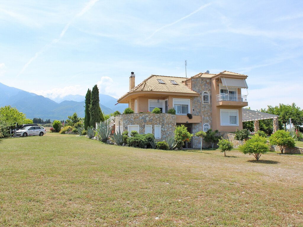 3 bedrooms Commercial property in Pieria, Greece No. 3133