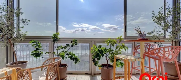 3 Schlafzimmer Wohnung in Rhone, France, Nr. 351160 2