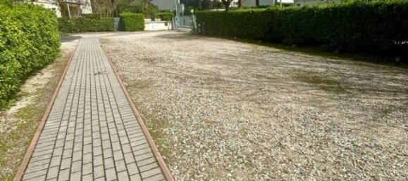 Квартира с 3 комнатами в Комаккьо, Италия № 40475 4