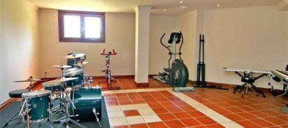 Villa de 5 dormitorios en Málaga, Spain No. 102603 11