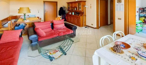 Apartamento de 4 habitaciónes en Bracciano, Italy No. 9256 5