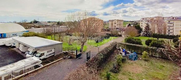 Apartamento de 4 habitaciónes en Bracciano, Italy No. 9256 37