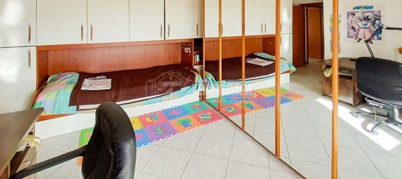 Apartamento de 4 habitaciónes en Bracciano, Italy No. 9256 29