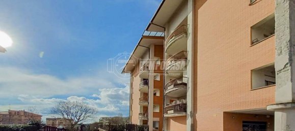 Apartamento de 4 habitaciónes en Bracciano, Italy No. 9256 3