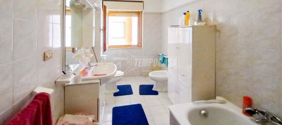 Apartamento de 4 habitaciónes en Bracciano, Italy No. 9256 25