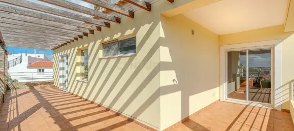 Villa de 3 dormitorios en Portimao, Portugal No. 99558 31