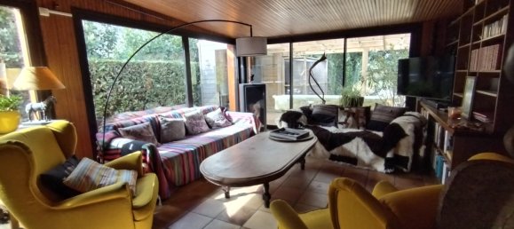 Дом с 5 спальнями в Вертон, Франция № 75388 19