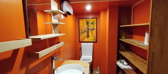 Дом с 5 спальнями в Вертон, Франция № 75388 3