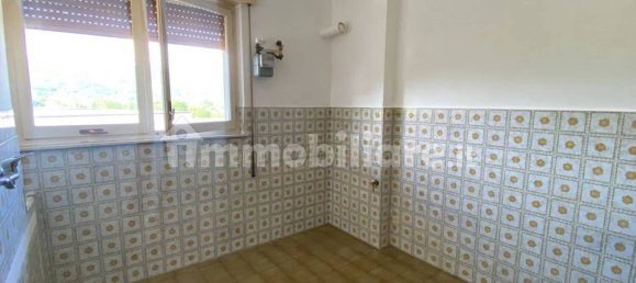 4 bedrooms Apartment in Follo, Italy No. 258888 7