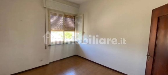 4 bedrooms Apartment in Follo, Italy No. 258888 9