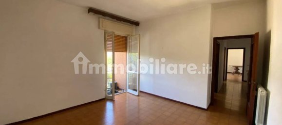 4 bedrooms Apartment in Follo, Italy No. 258888 4