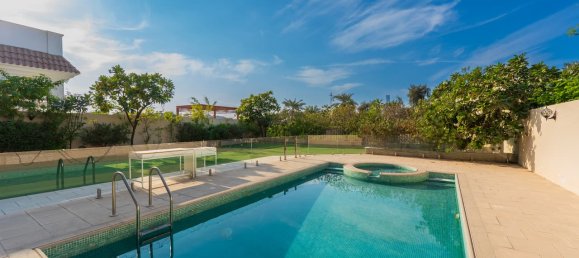 4 Schlafzimmer Villa in Jumeirah Park, UAE, Nr. 110688 8