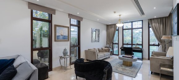 4 Schlafzimmer Villa in Jumeirah Park, UAE, Nr. 110688 7