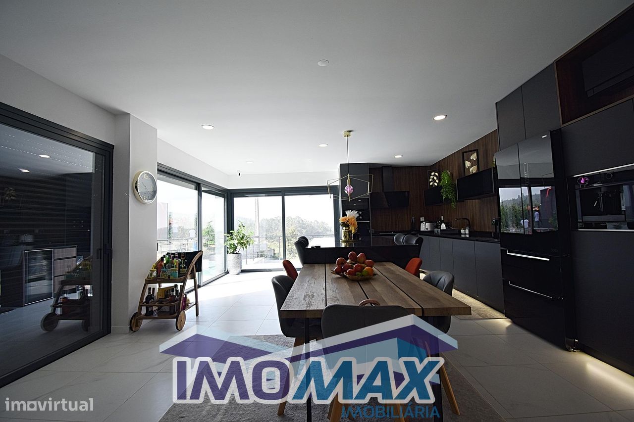 3 bedrooms House in Penafiel, Portugal No. 247385