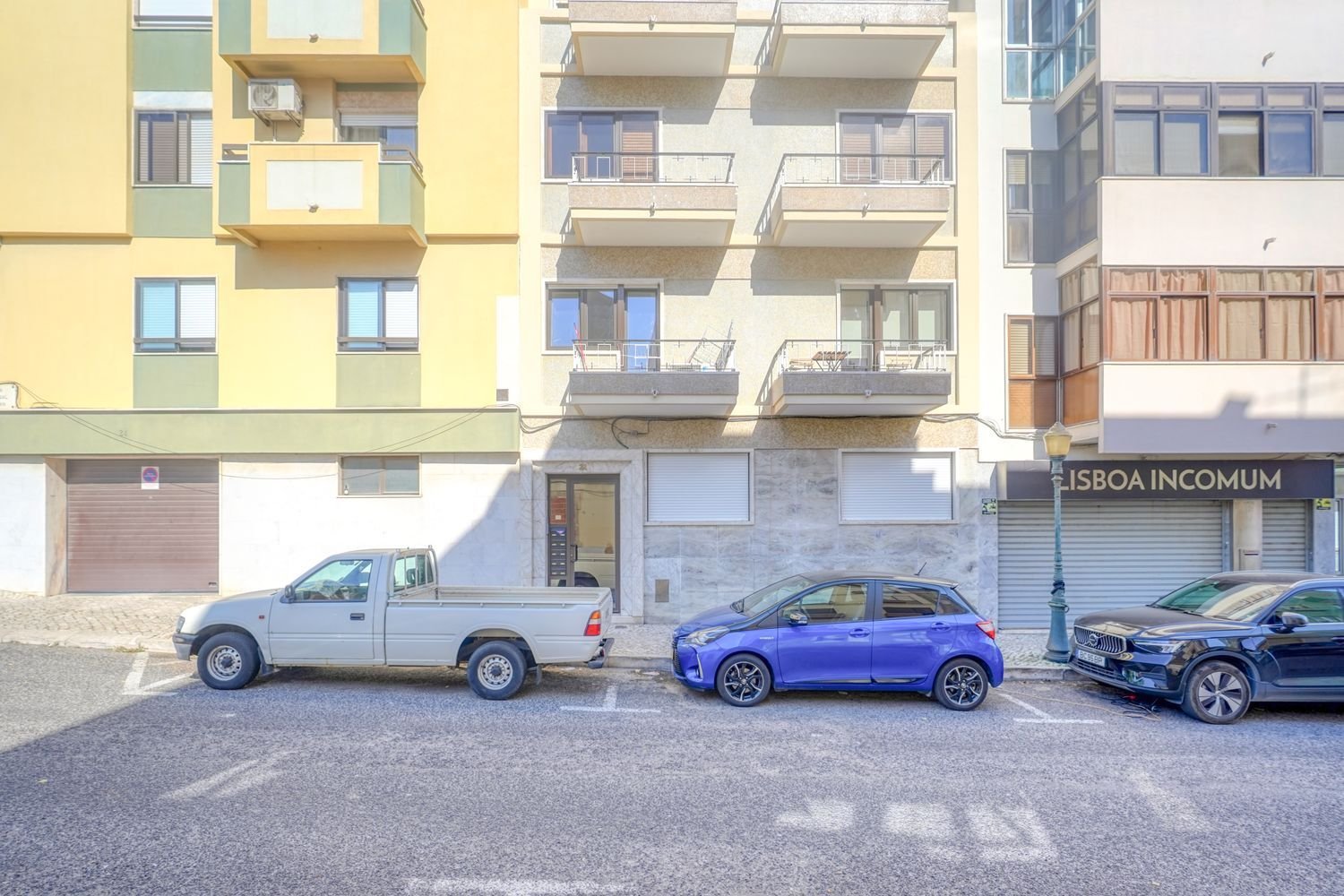 4 bedrooms Apartment in Lisbon, Portugal No. 215144