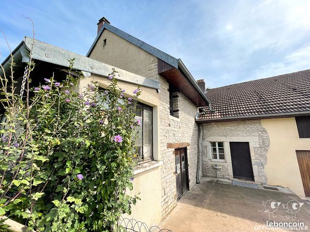 3 bedrooms Townhouse in Sornay, France No. 354748